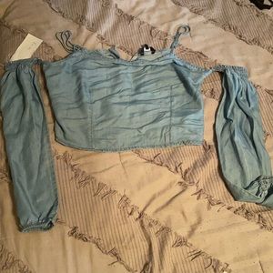 SUPER CUTE CROPPED OFF SHOULDER TOP
